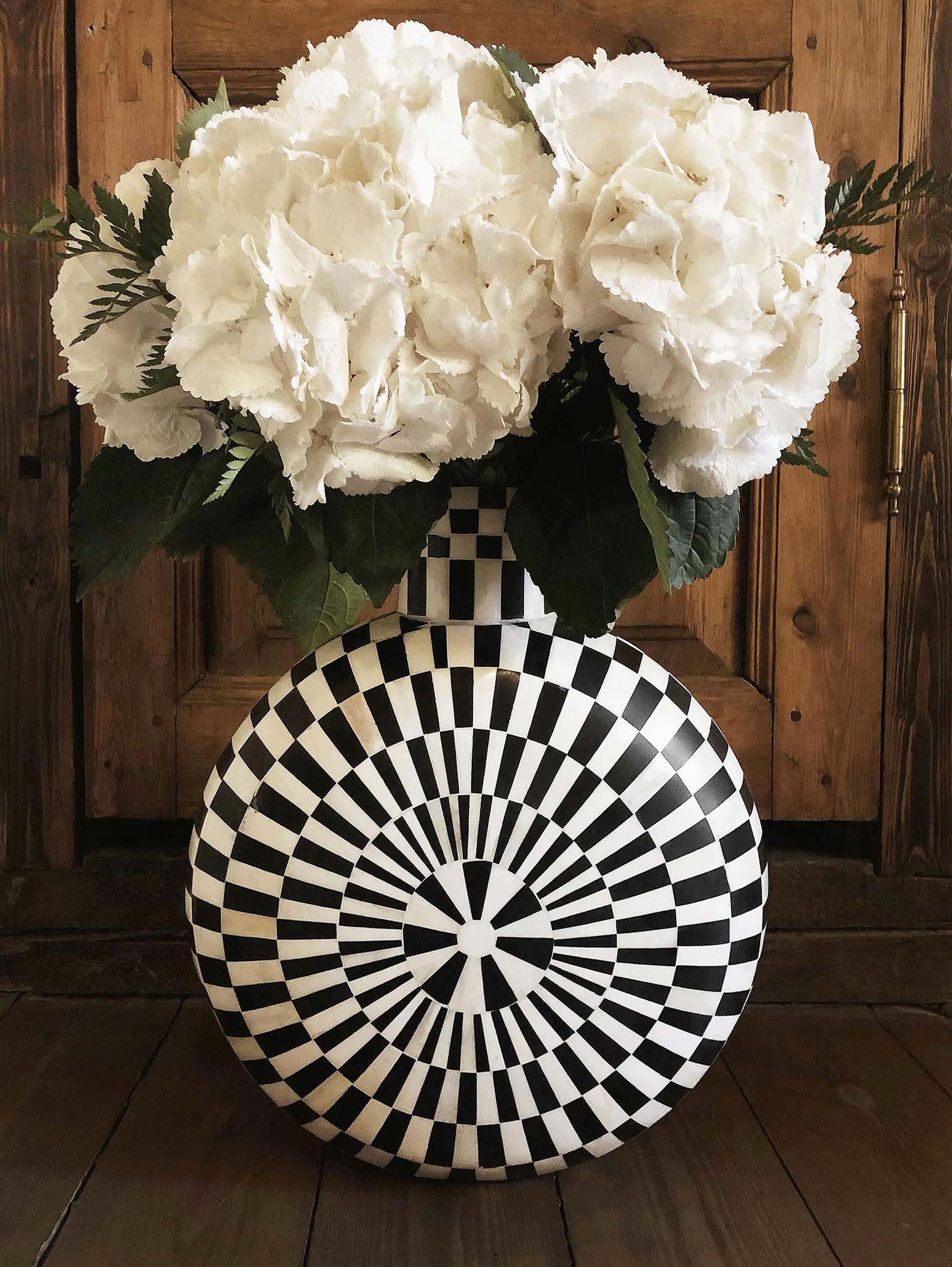 Vase with flowers